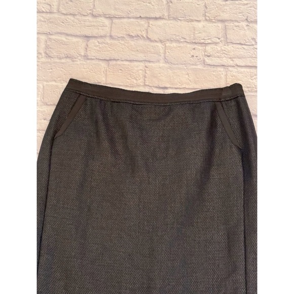Ann Taylor black metallic twill pencil skirt fine Italian fabric size 14 - Picture 2 of 13
